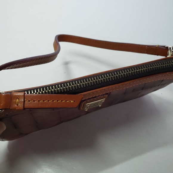Dooney And Burke Wristlet Wallet Brown Clutch Pouch Leather Small Quality Logo - Picture 9 of 9